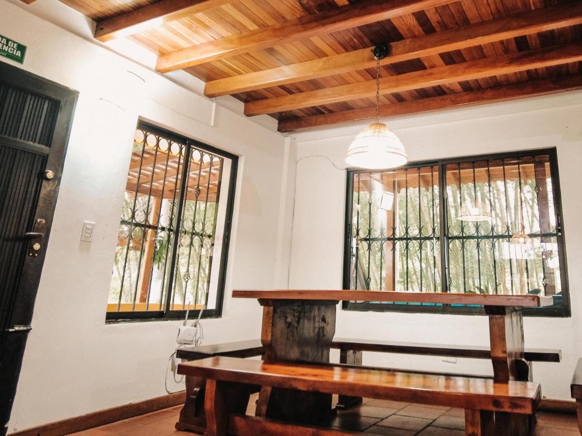 Hostel Volare Guatape Isla Exterior foto