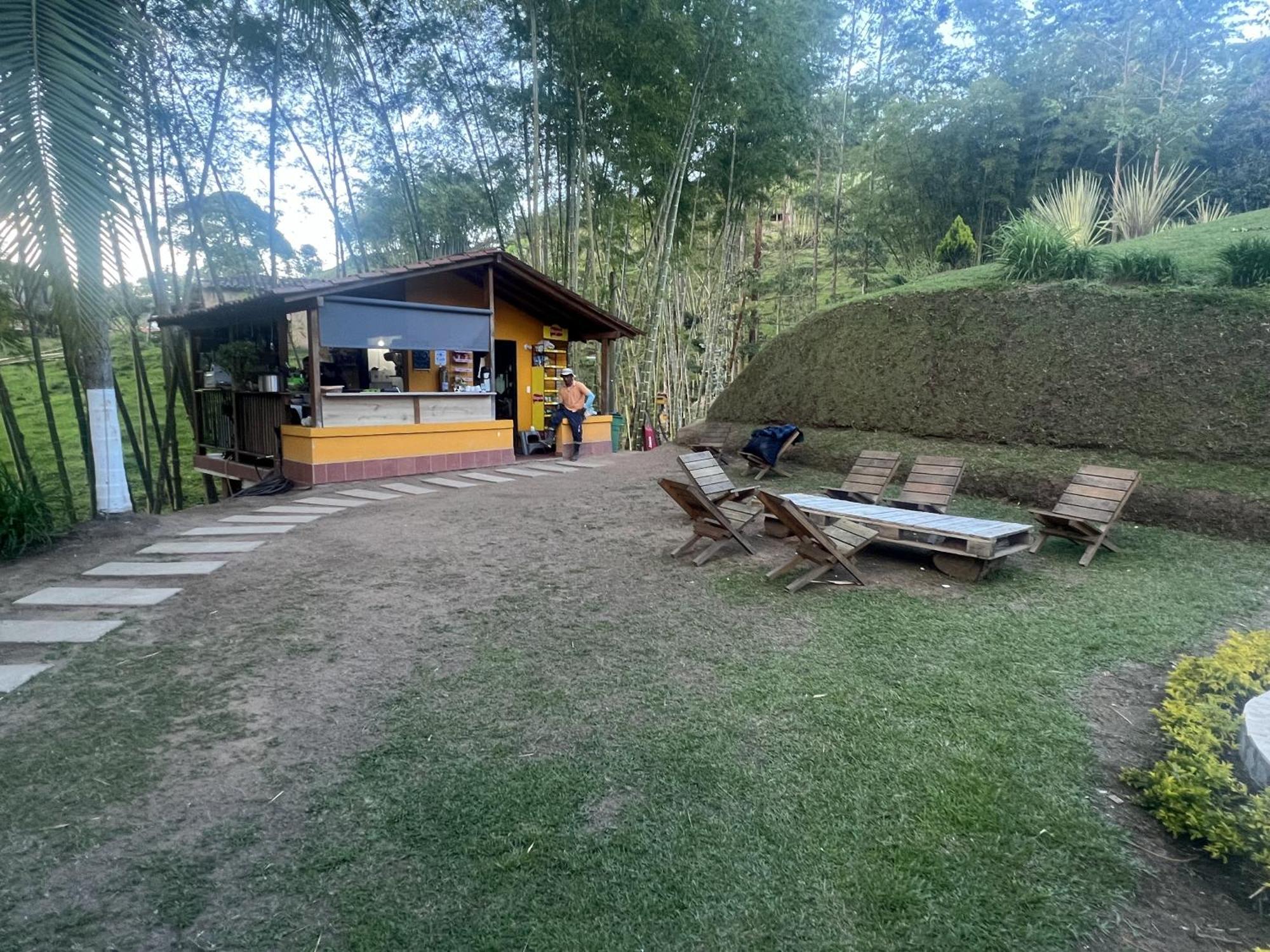 Hostel Volare Guatape Isla Exterior foto