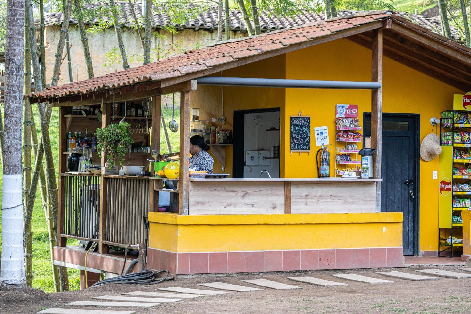 Hostel Volare Guatape Isla Exterior foto